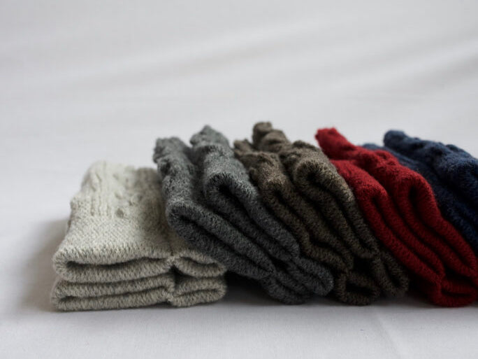 Nishiguchi Kutsushita Wool Hand Warmers - Bordeaux - One Size