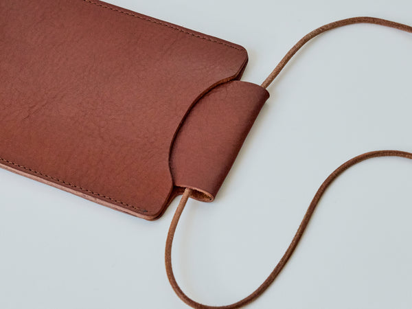 Oskar Cross Body Phone Pouch- Tan Tumble