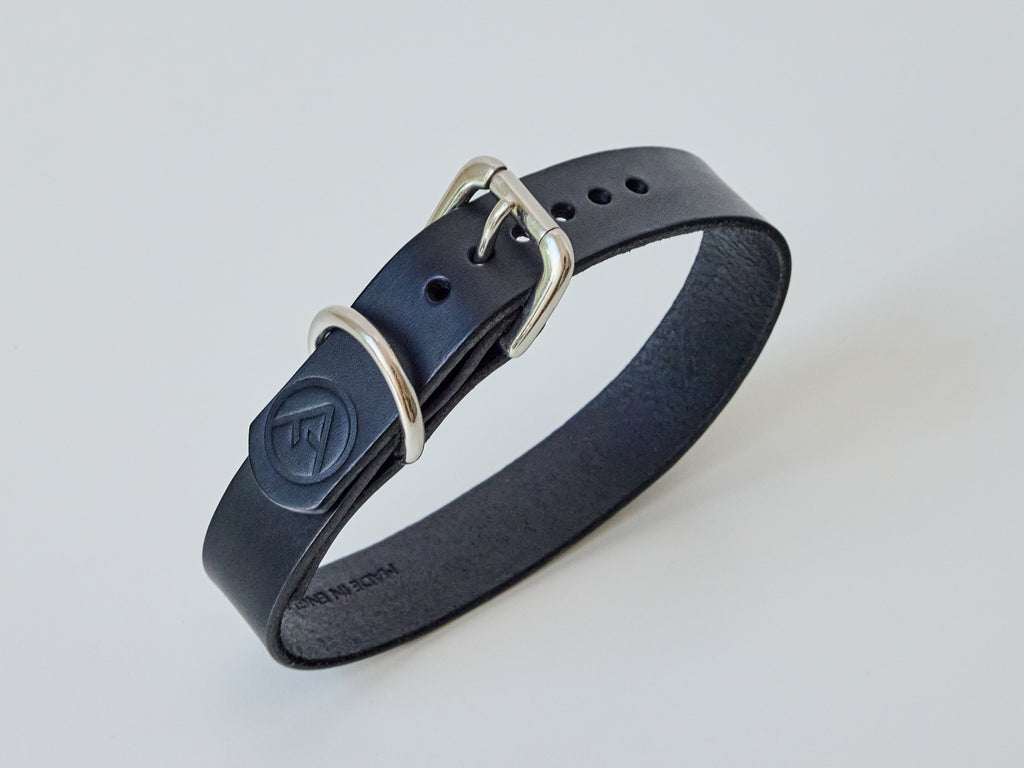 Handcrafted Classic Leather Dog Collar - Black/Medium/Chromed Steel Hardware