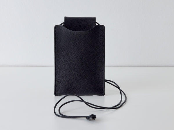 Oskar Cross Body Phone Pouch- Black Tumble
