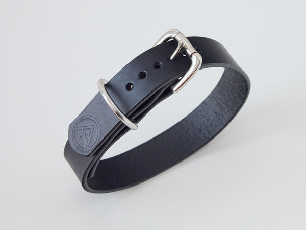Handcrafted Classic Leather Dog Collar - Black/Small/Chromed Steel Hardware