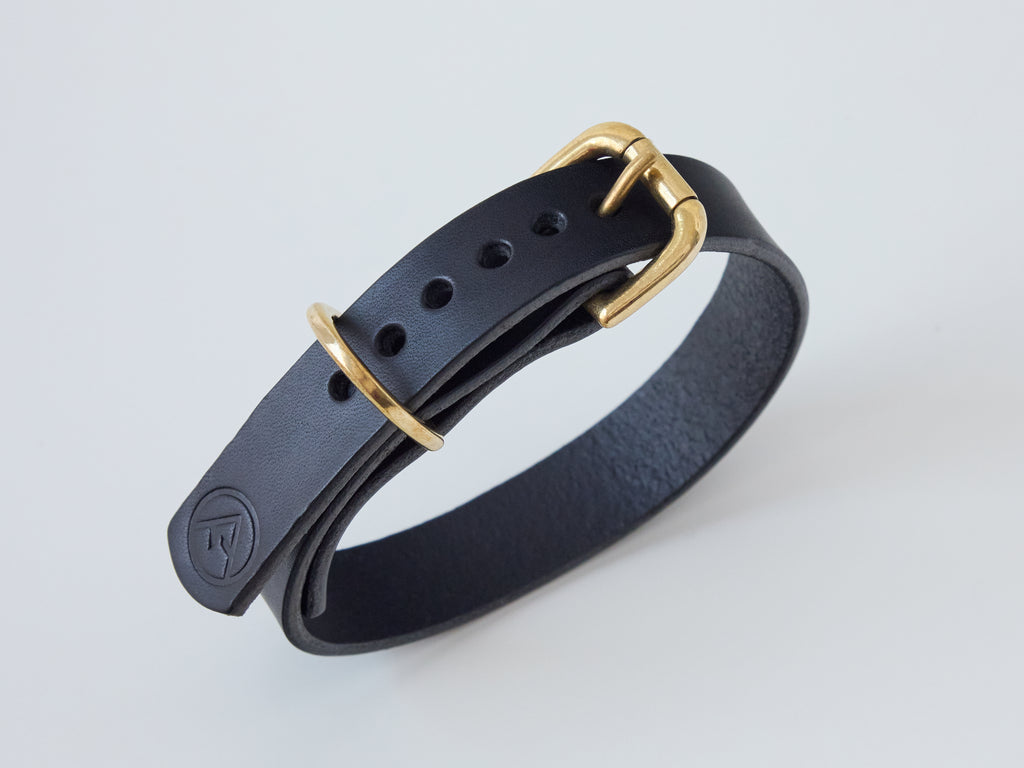 Handcrafted Classic Leather Dog Collar - Black/Small