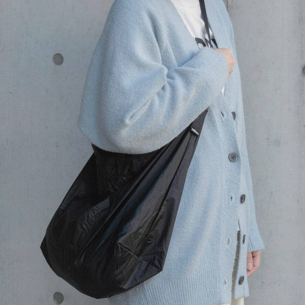 Hightide Nahe Packable Shoulder Bag: Black