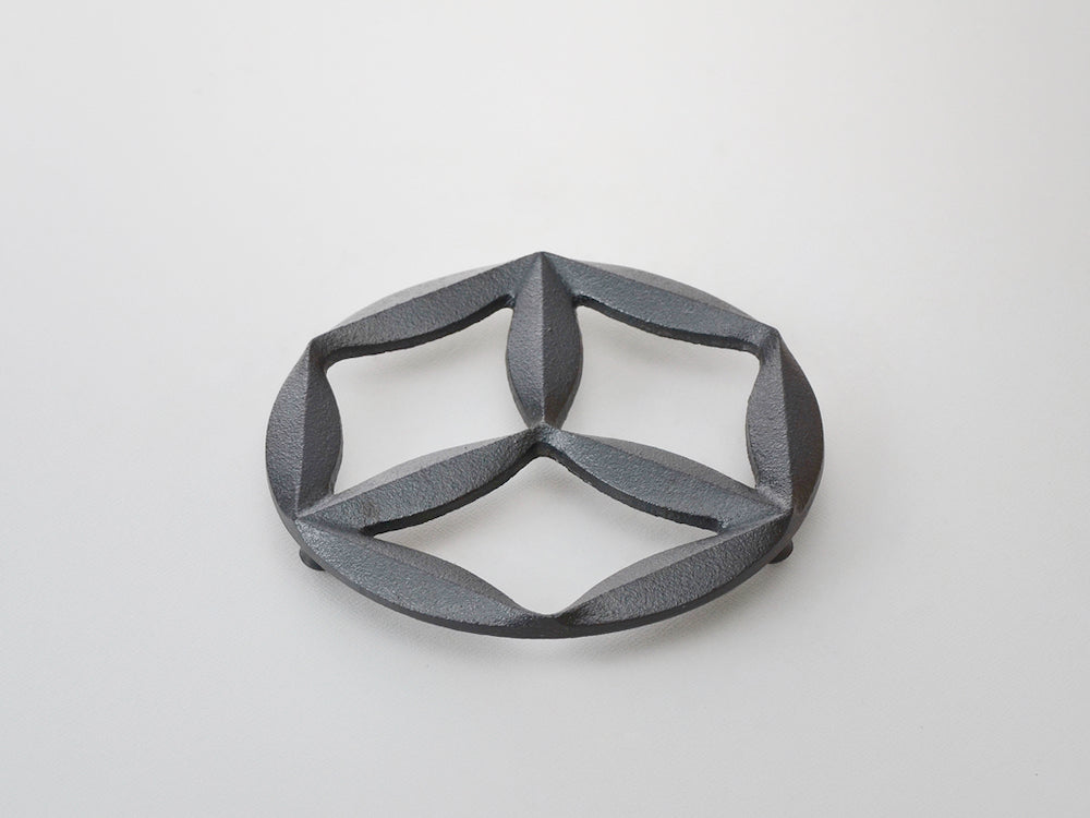 Pot stand/Shitsupotsunagi - Cast Iron Black