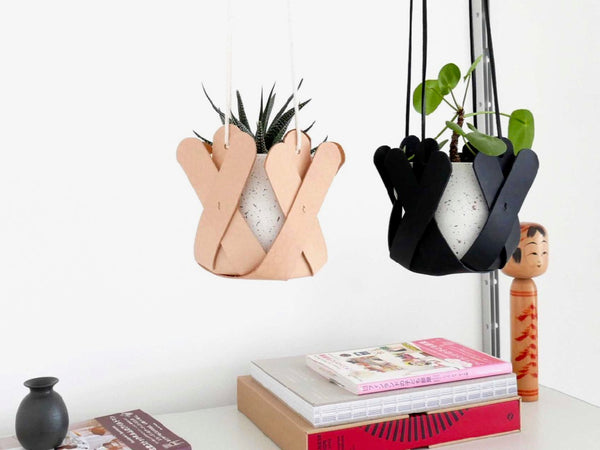 Hanging Petal Planter - Black