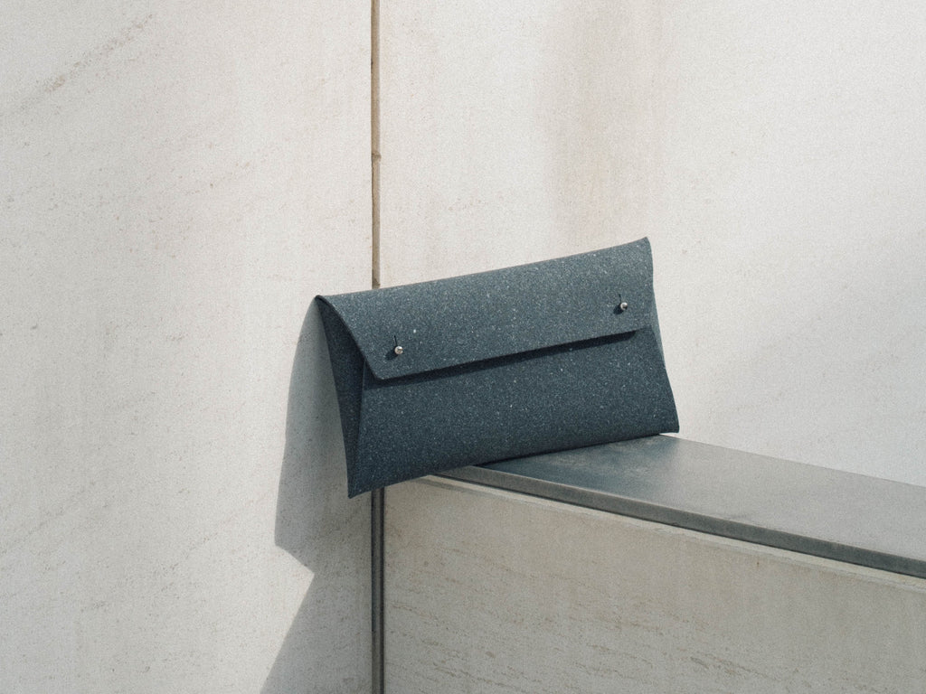 Deren Leather Pouch - Stone