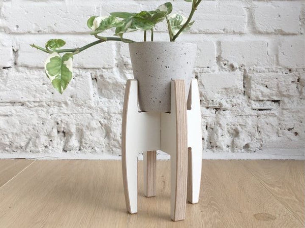 Plystand in white - small
